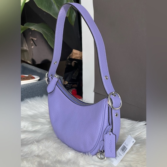 CC439 - Coach Luna Shoulder Bag - Picture 4 of 12